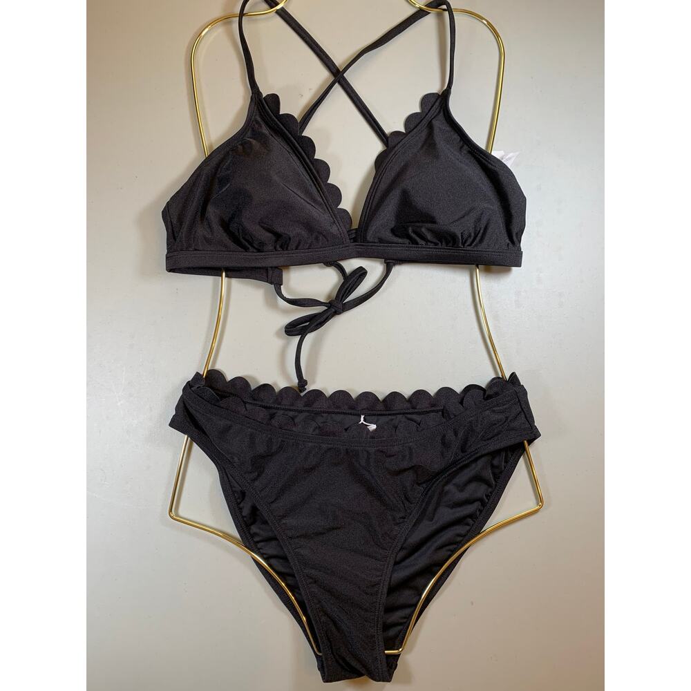 NWT Cupshe Black Shimmery Bikini Set with Crisscross Back Size Medium